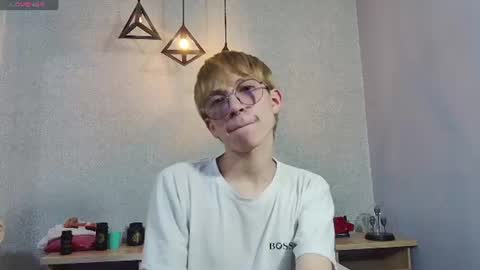 Snapshot of axell_stone chatting on June 12, 2026, 8:52 pm axell_stone online show from June 12, 2026, 8:52 pm