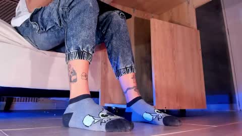 Snapshot of axellcollins chatting on January 24, 2025, 8:22 pm im your little femboy ALEX online show from January 24, 2025, 8:22 pm