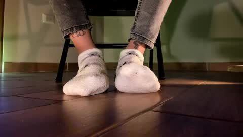 Snapshot of axellcollins chatting on March 2, 2025, 9:22 pm im your little femboy ALEX online show from March 2, 2025, 9:22 pm