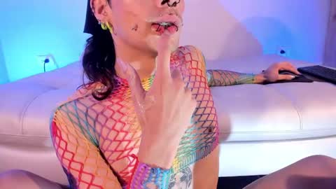 Snapshot of axellcollins chatting on March 8, 2025, 3:17 am im your little femboy ALEX online show from March 8, 2025, 3:17 am