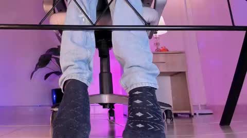 im your little femboy  ALEX   online show from November 1, 2025, 12:23 am