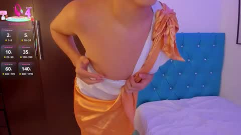 axelmirage online show from September 10, 2025, 5:29 am