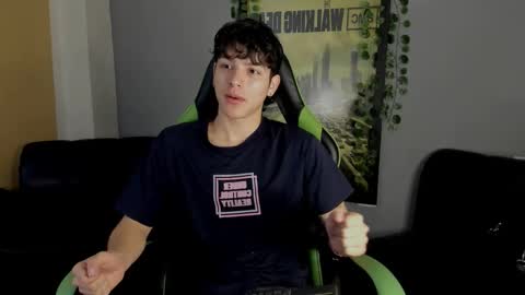 Axel Raven online show from December 11, 2024, 1:39 pm