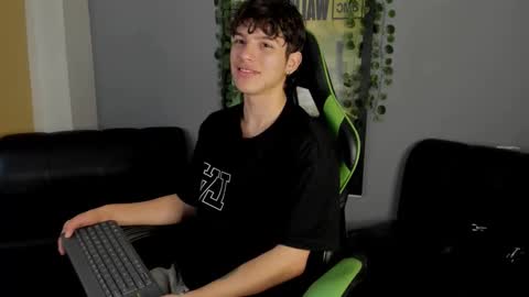 Axel Raven online show from December 12, 2024, 2:22 pm