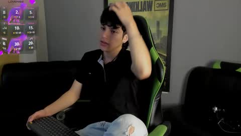 Axel Raven online show from December 16, 2024, 1:22 pm