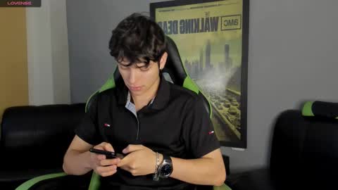 Axel Raven online show from December 31, 2024, 1:30 pm