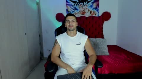 Axel online show from May 9, 2026, 11:21 pm