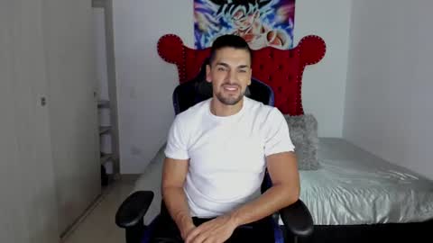Axel online show from June 18, 2026, 11:47 am