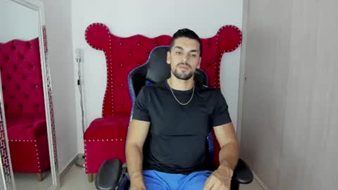 Axel online show from June 24, 2026, 9:58 pm