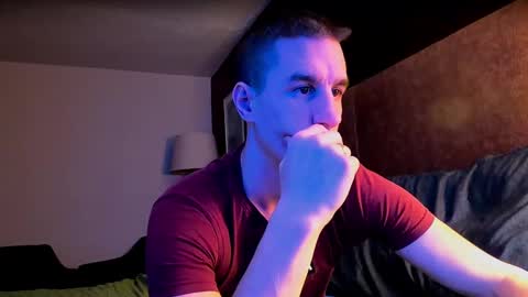 Axl online show from February 12, 2025, 7:13 am