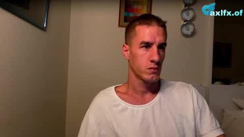 Axl online show from October 16, 2025, 2:23 am