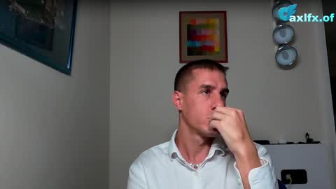 Axl online show from October 17, 2025, 6:43 pm