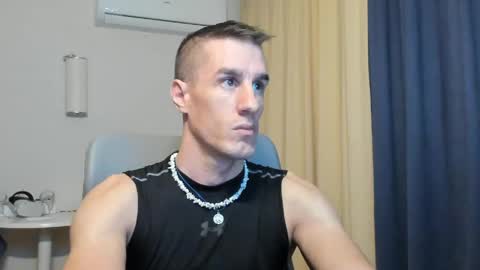 Snapshot of axl_fx chatting on May 15, 2026, 7:43 pm Axl online show from May 15, 2026, 7:43 pm