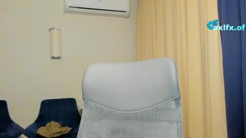 Snapshot of axl_fx chatting on May 22, 2026, 1:02 am Axl online show from May 22, 2026, 1:02 am