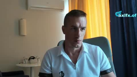 Snapshot of axl_fx chatting on June 2, 2026, 7:54 am Axl online show from June 2, 2026, 7:54 am