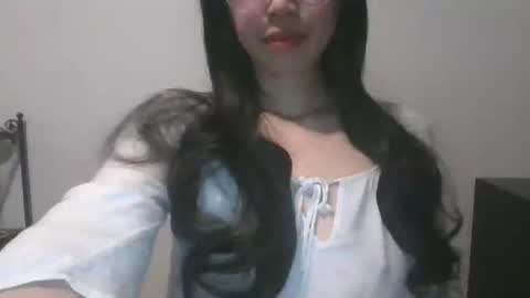 axue online show from December 21, 2024, 1:58 am