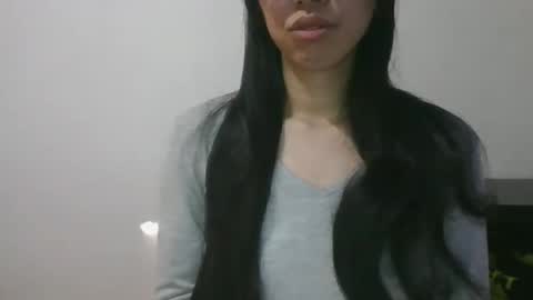 axue online show from January 27, 2025, 4:11 pm