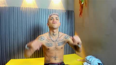 Ayala online show from December 20, 2025, 7:54 pm