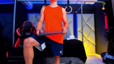 Snapshot of aydenmillerdom chatting on February 21, 2026, 3:40 am Ayden Miller online show from February 21, 2026, 3:40 am