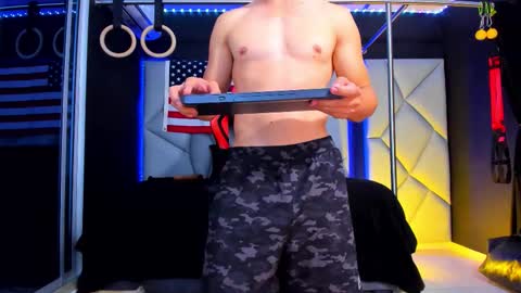 Snapshot of aydenmillerdom chatting on March 15, 2026, 1:22 am Ayden Miller online show from March 15, 2026, 1:22 am