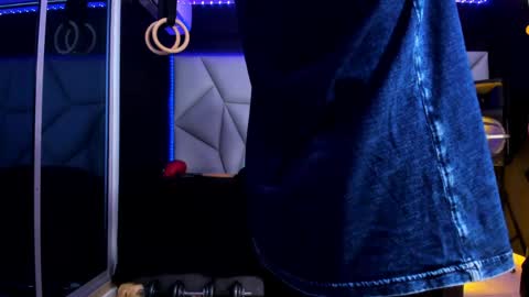 Ayden Miller online show from May 9, 2026, 3:01 am