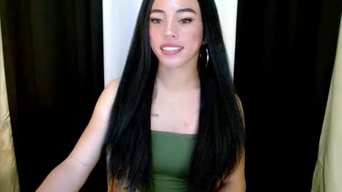 ayesha_x online show from September 20, 2025, 6:31 pm