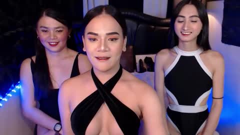 ayeshalove online show from September 13, 2025, 2:22 am