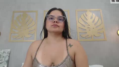 Alyda Jaramillo online show from January 23, 2025, 12:57 am