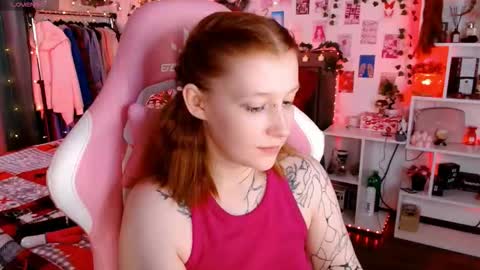 Ayla hill online show from November 26, 2025, 7:26 pm