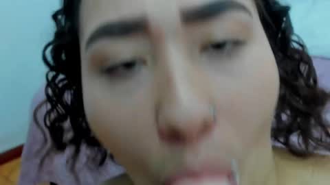 Snapshot of ayla_martinez chatting on January 6, 2025, 3:09 am Ayla online show from January 6, 2025, 3:09 am