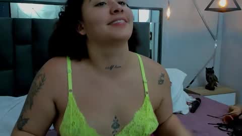 Snapshot of ayla_martinez chatting on January 20, 2025, 8:30 am Ayla online show from January 20, 2025, 8:30 am