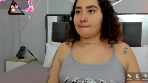 Snapshot of ayla_martinez chatting on February 22, 2025, 2:39 am Ayla online show from February 22, 2025, 2:39 am