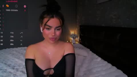 Ayla online show from January 12, 2025, 8:25 pm