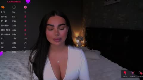 Ayla online show from March 6, 2025, 5:43 pm