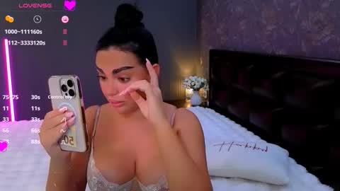 Ayla online show from October 4, 2025, 7:56 pm