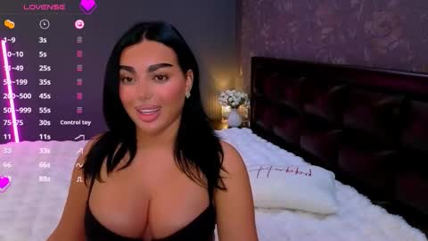 Ayla online show from October 5, 2025, 7:34 pm