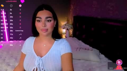 Ayla online show from October 19, 2025, 7:03 pm