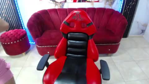 Snapshot of aylanny_m chatting on June 16, 2026, 3:47 pm aylanny_m online show from June 16, 2026, 3:47 pm