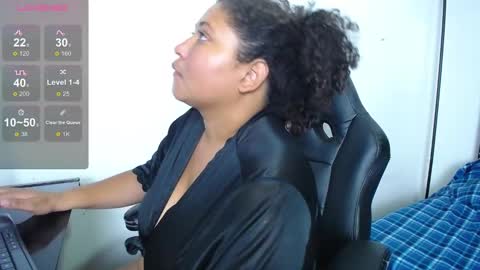 Snapshot of ayliinn_ chatting on March 2, 2025, 9:31 am Ayliinn online show from March 2, 2025, 9:31 am