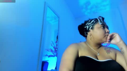 Ayliinn  online show from April 10, 2026, 2:39 am