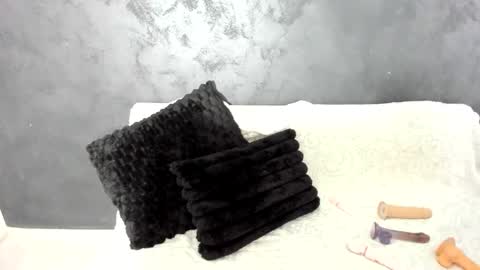 Snapshot of aylin_hot4u chatting on November 12, 2025, 7:42 am Kayla online show from November 12, 2025, 7:42 am