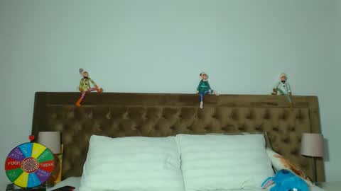 Aylin online show from November 7, 2025, 3:06 am