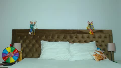 Aylin online show from December 21, 2025, 3:35 am