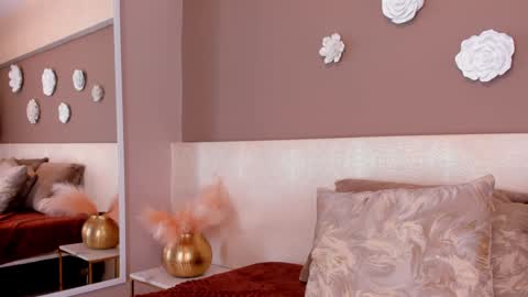 Aylin Millerxs online show from December 5, 2024, 11:40 pm