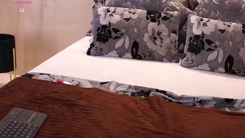 Aylin Millerxs online show from November 7, 2025, 11:05 pm