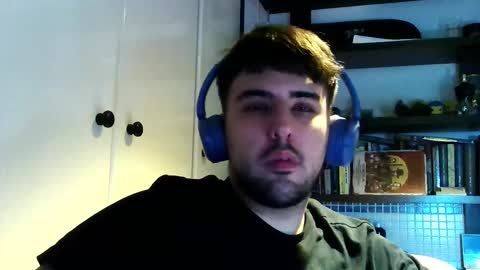 ApoloArt online show from November 1, 2025, 7:05 pm