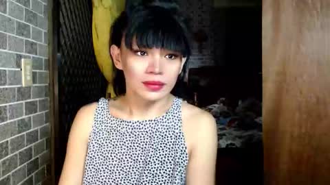 Snapshot of aymkyline chatting on October 19, 2025, 11:22 am aymkyline online show from October 19, 2025, 11:22 am