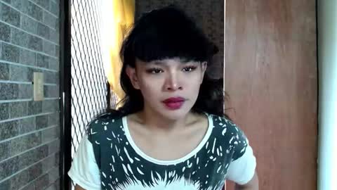 aymkyline online show from November 18, 2025, 1:22 am