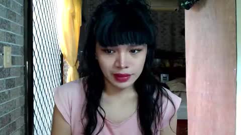 aymkyline online show from December 18, 2025, 3:12 am