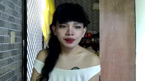 aymkyline online show from April 29, 2026, 1:32 am